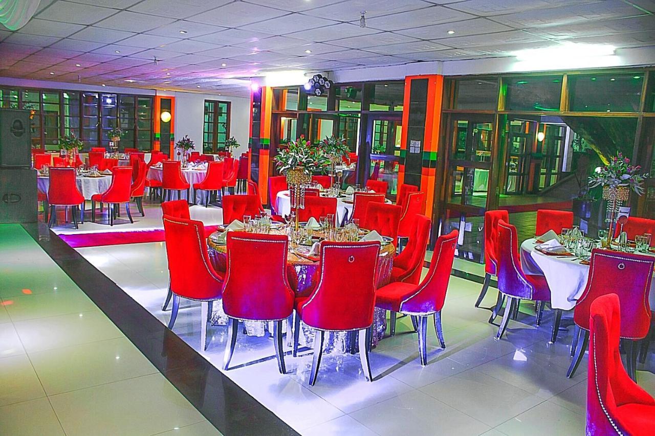 New Fairmount Hotel&Casino Livingstone Extérieur photo